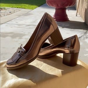 Bronze , heeled loafer